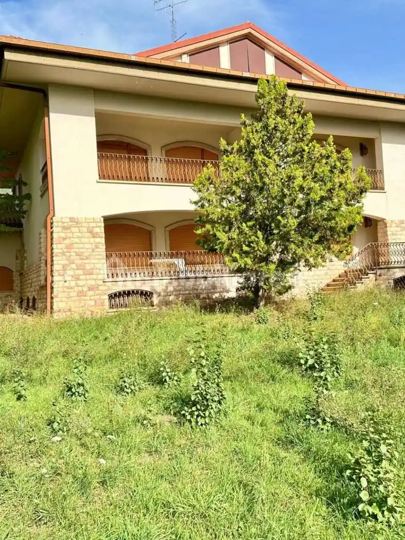 Villa plurifamiliare via Santa Lucia, Centro, Pizzoli - foto 2