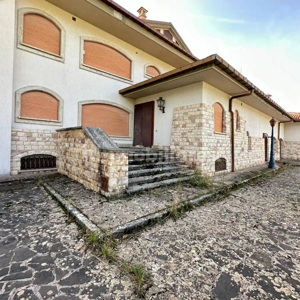 Villa plurifamiliare via Santa Lucia, Centro, Pizzoli - foto 4