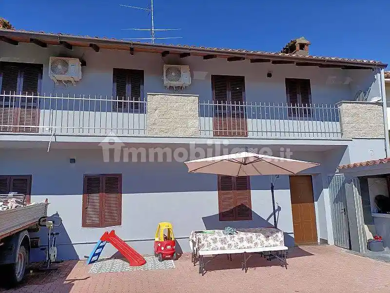 Casa indipendente in vendita a Mortara