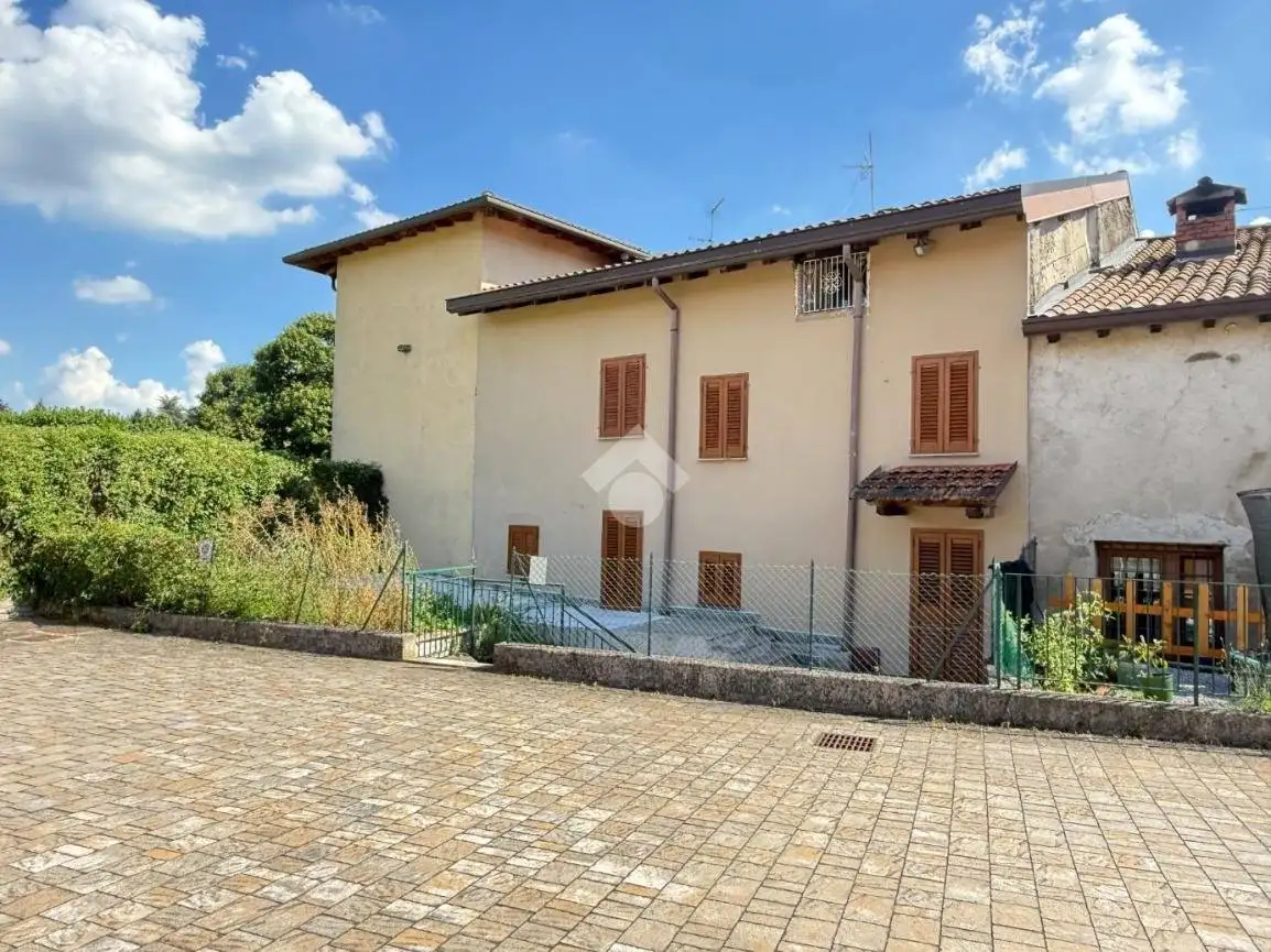 Appartamento in vendita a Brivio