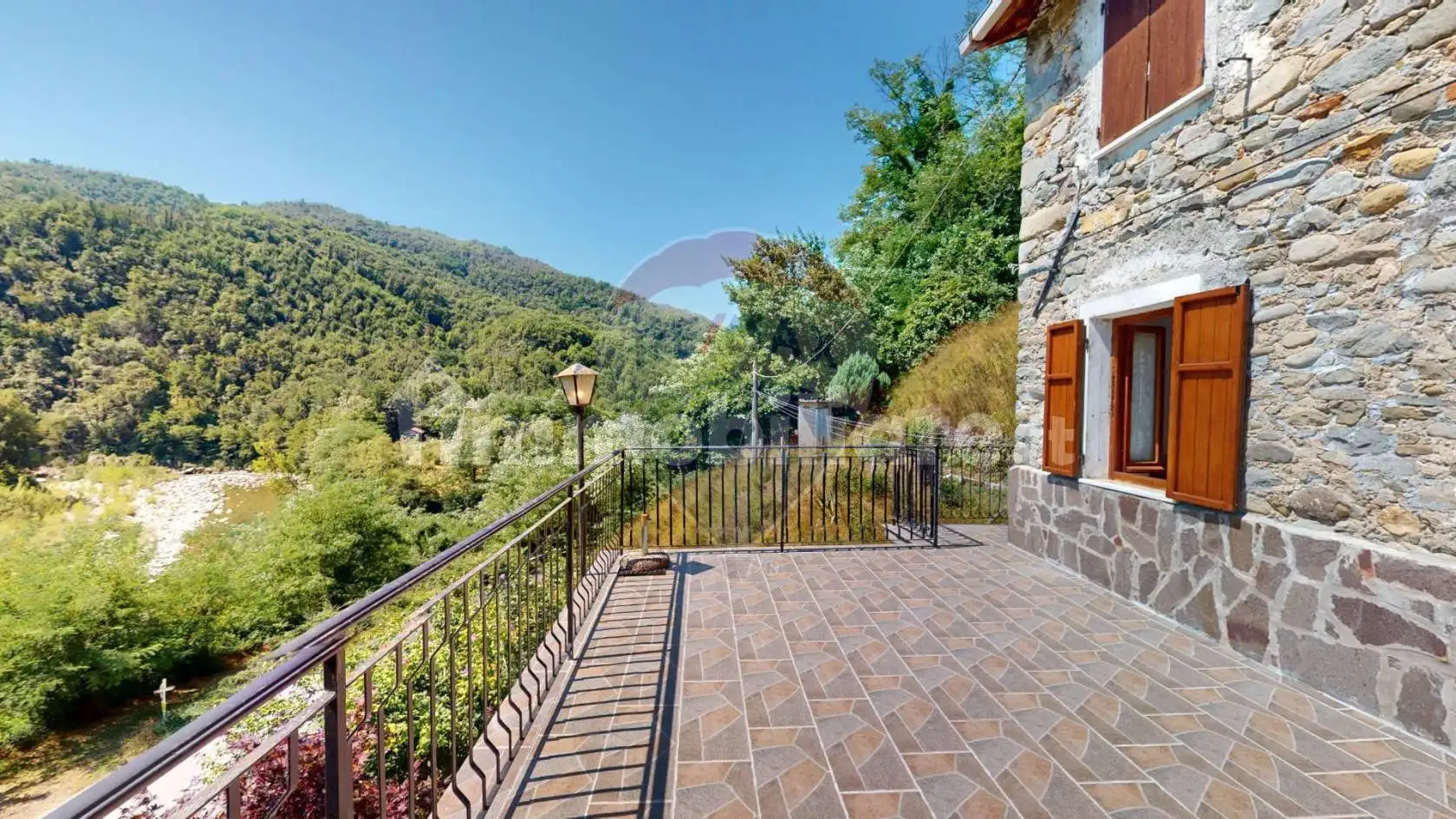 Appartamento in vendita a Carro