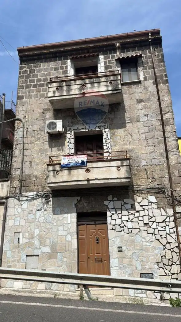 Casa indipendente in vendita a Sessa Aurunca