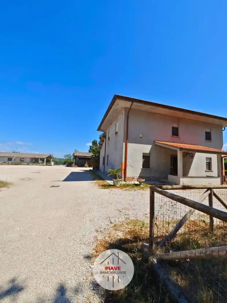 Casa colonica via Santa Maria, Bainsizza, Latina - foto 5