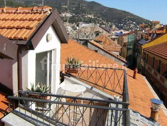 Attico - Mansarda in affitto a Alassio