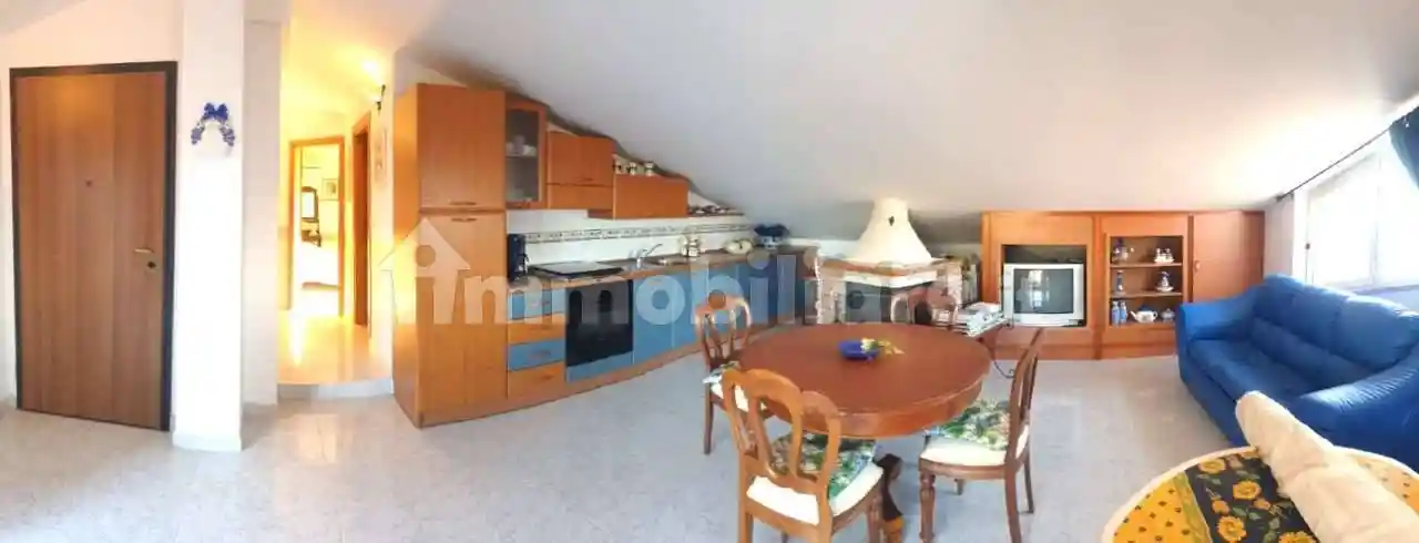 Mansarda via Italia Cannitello, Centro, Villa San Giovanni - foto 2