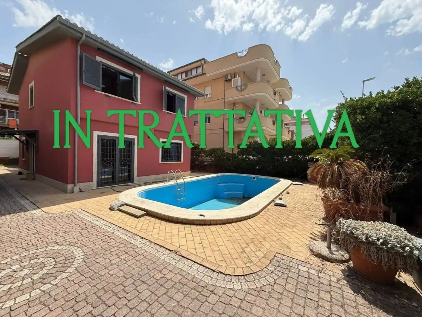 Villa in vendita a Pomezia