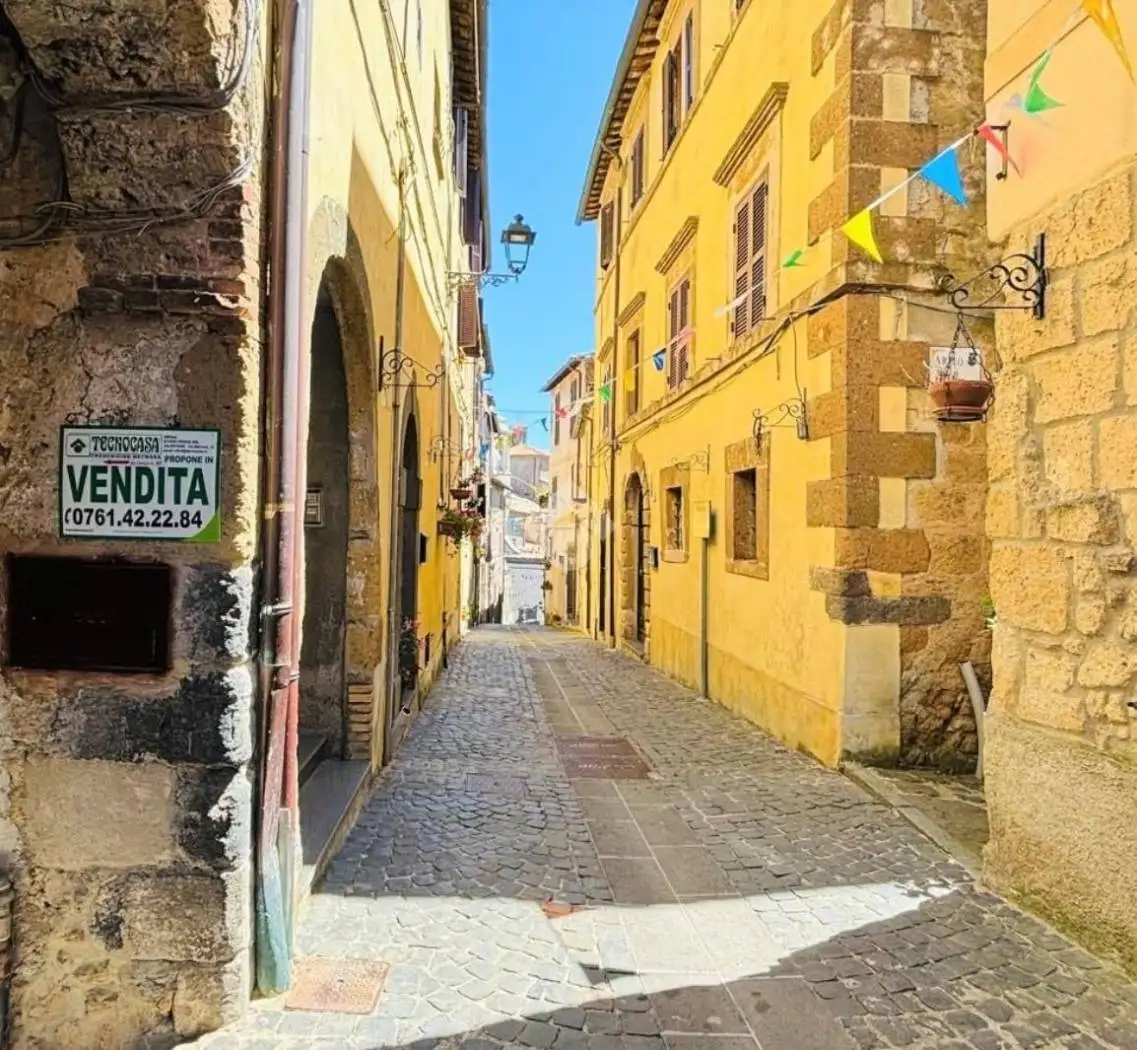 Appartamento in vendita a Grotte di Castro