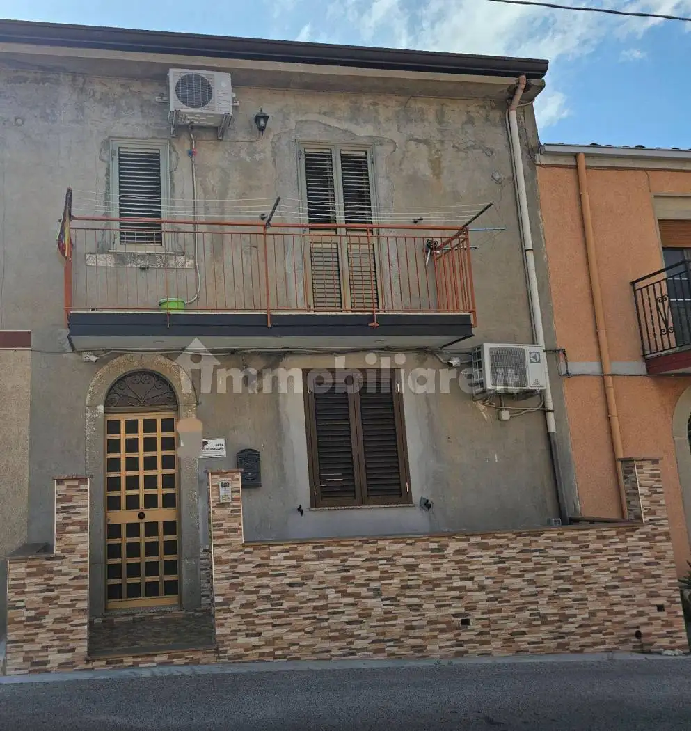 Villetta a schiera in vendita a Librizzi