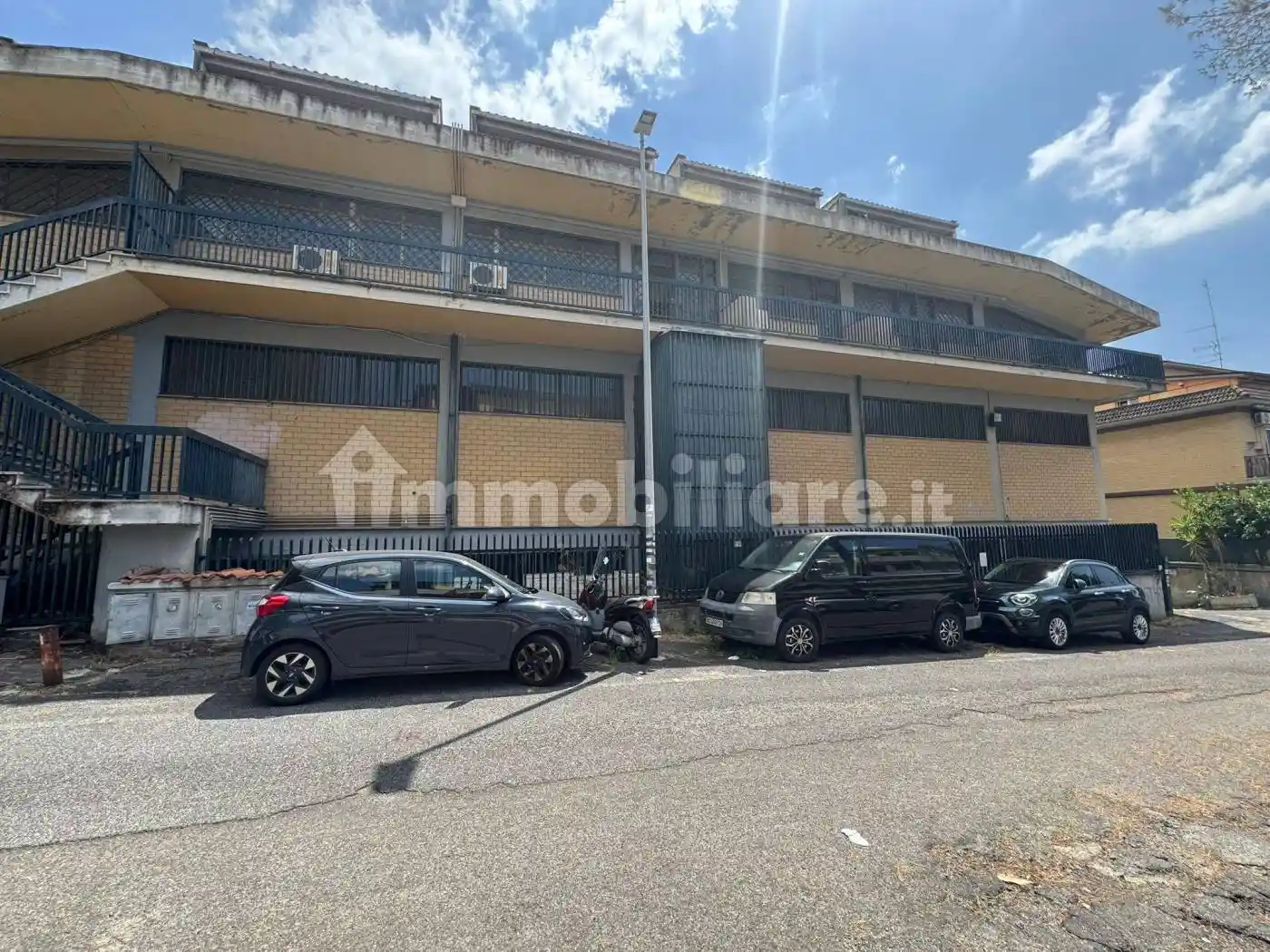 Palazzo - Edificio in vendita a Roma