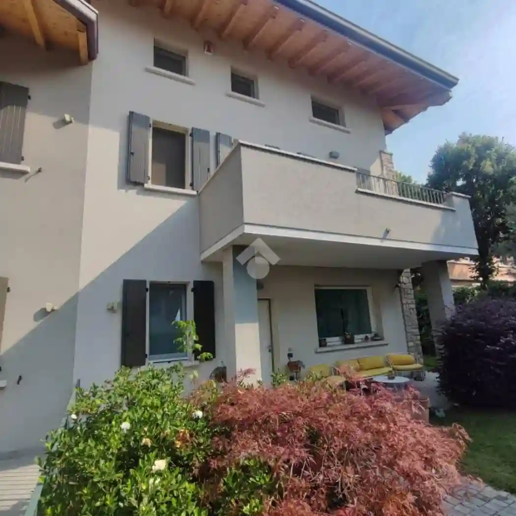 Villetta a schiera - foto 2