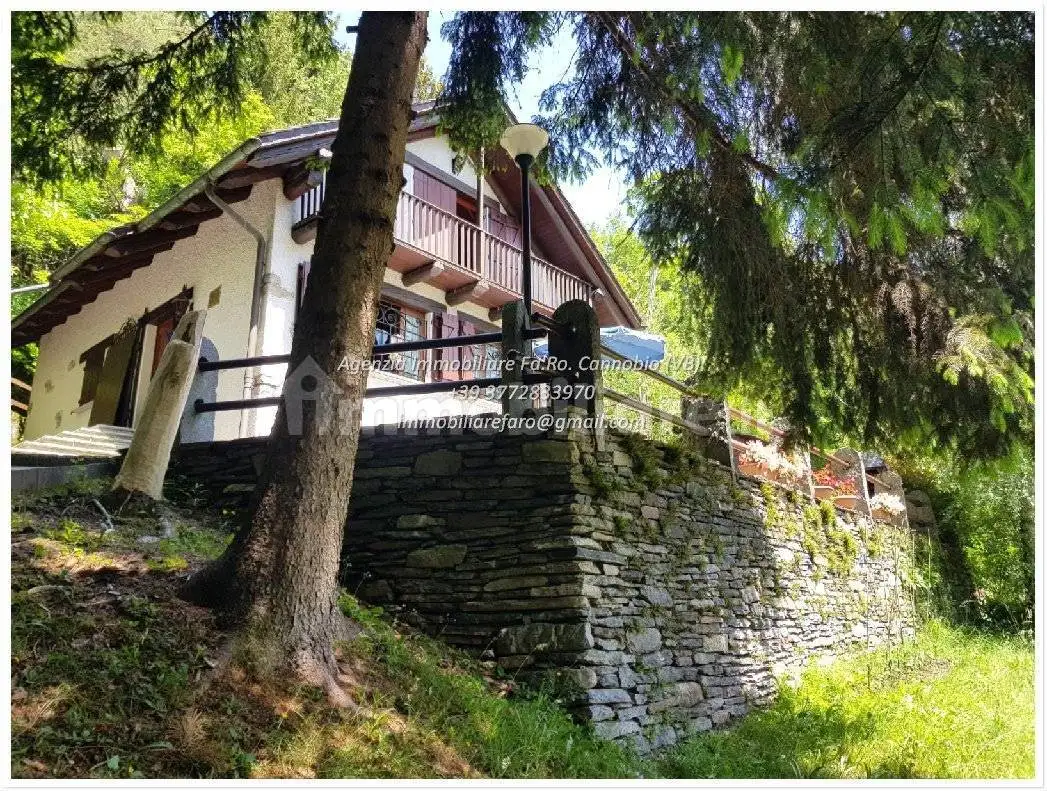 Villa in vendita a Craveggia