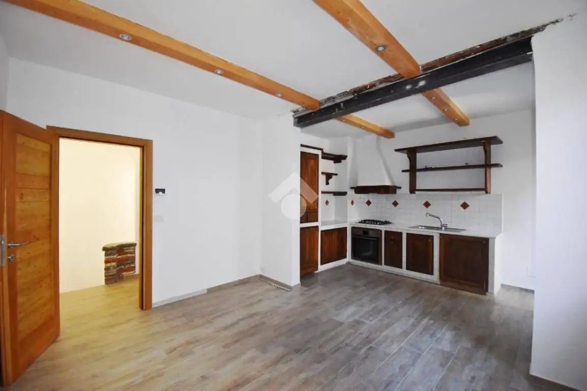 Appartamento in affitto a Ivrea