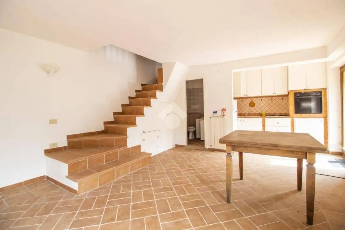 Terratetto plurifamiliare Rocca di Fondi 1, Centro, Antrodoco - foto 2