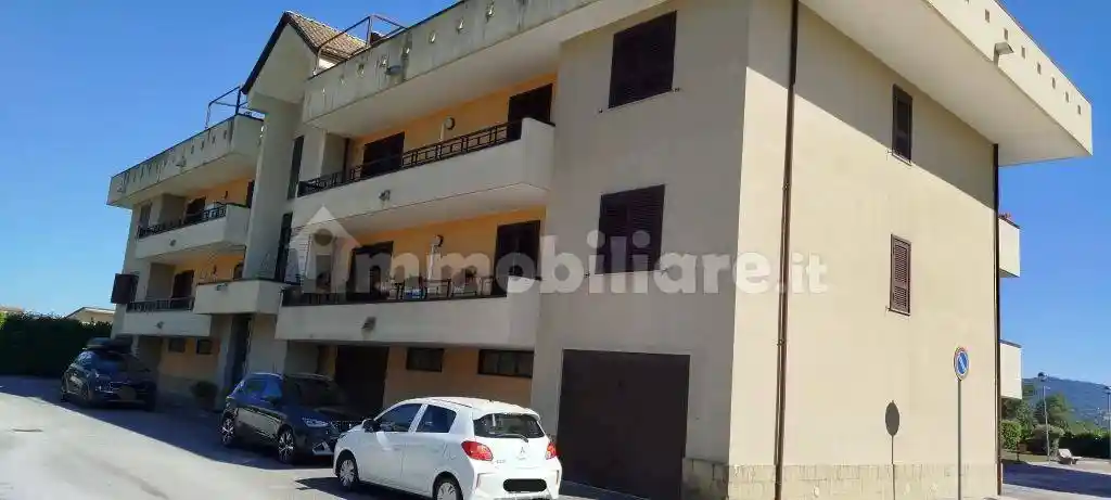 Quadrilocale via Vincenzo Di Napoli, Coluonni, La Vipera, Benevento - foto 3