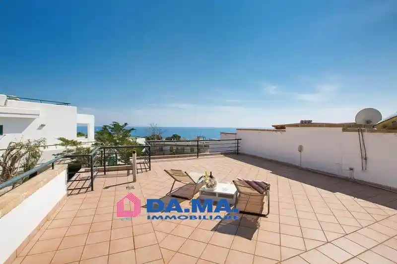 Villetta a schiera in vendita a Santa Cesarea Terme