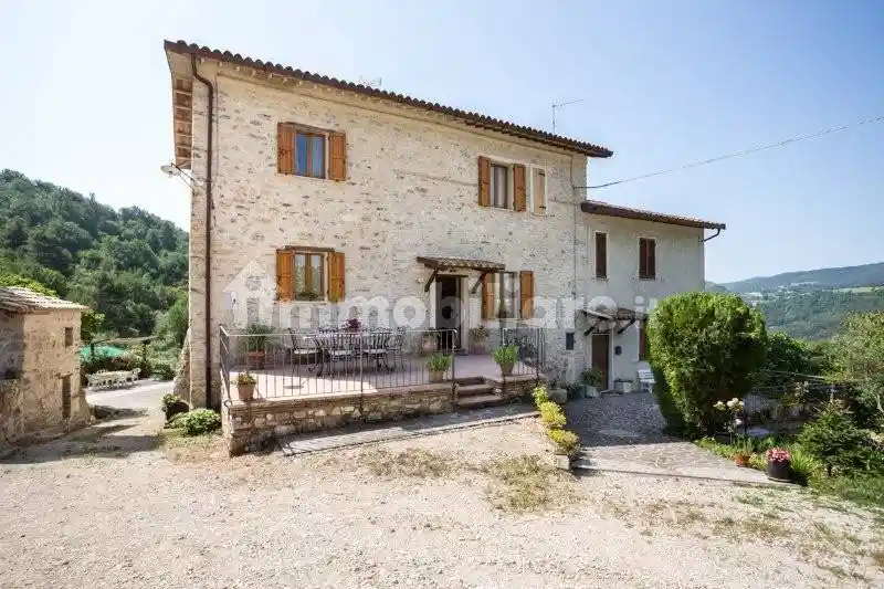 Rustico - Casale in vendita a Spoleto
