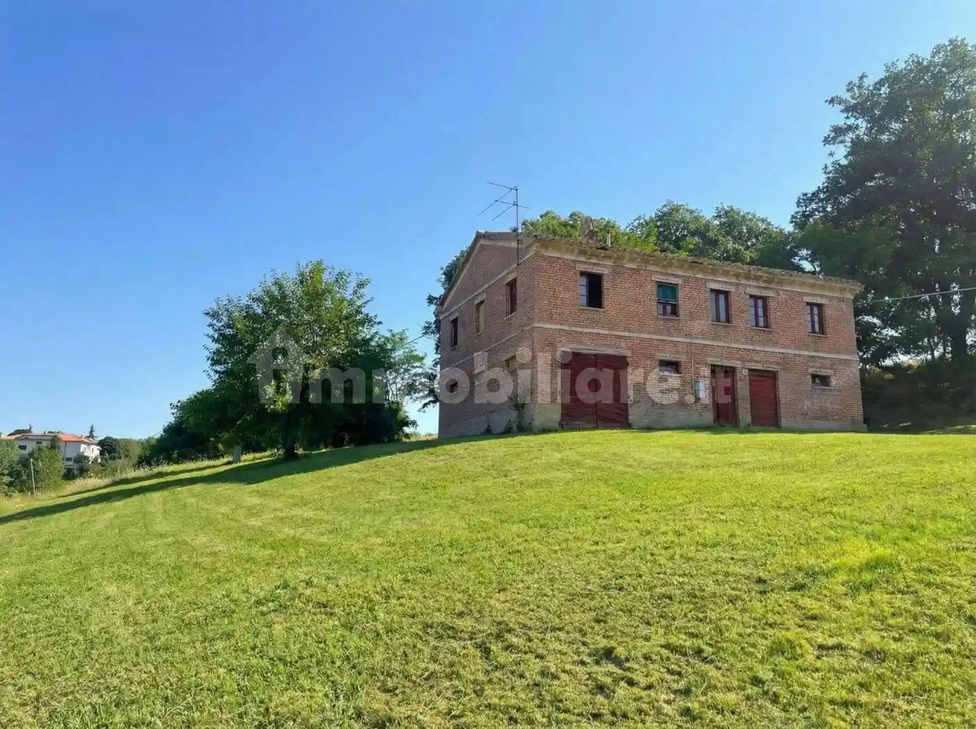 Rustico - Casale in vendita a Belvedere Ostrense