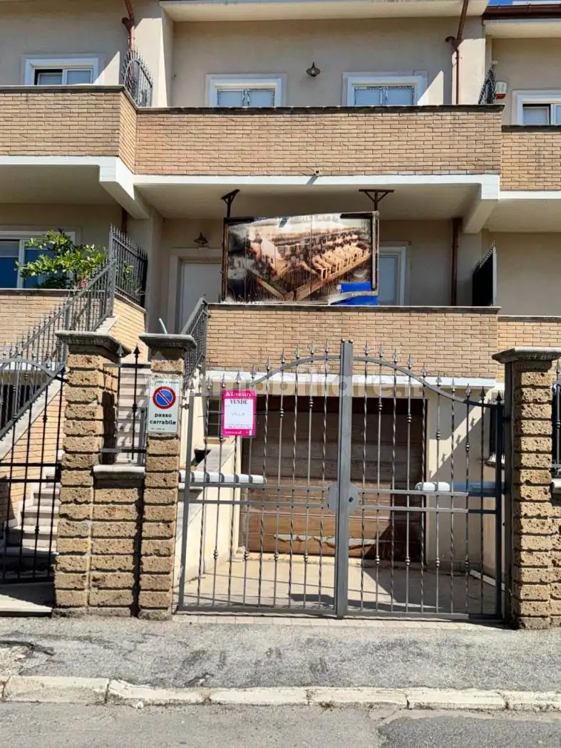 Villetta a schiera in vendita a Avezzano