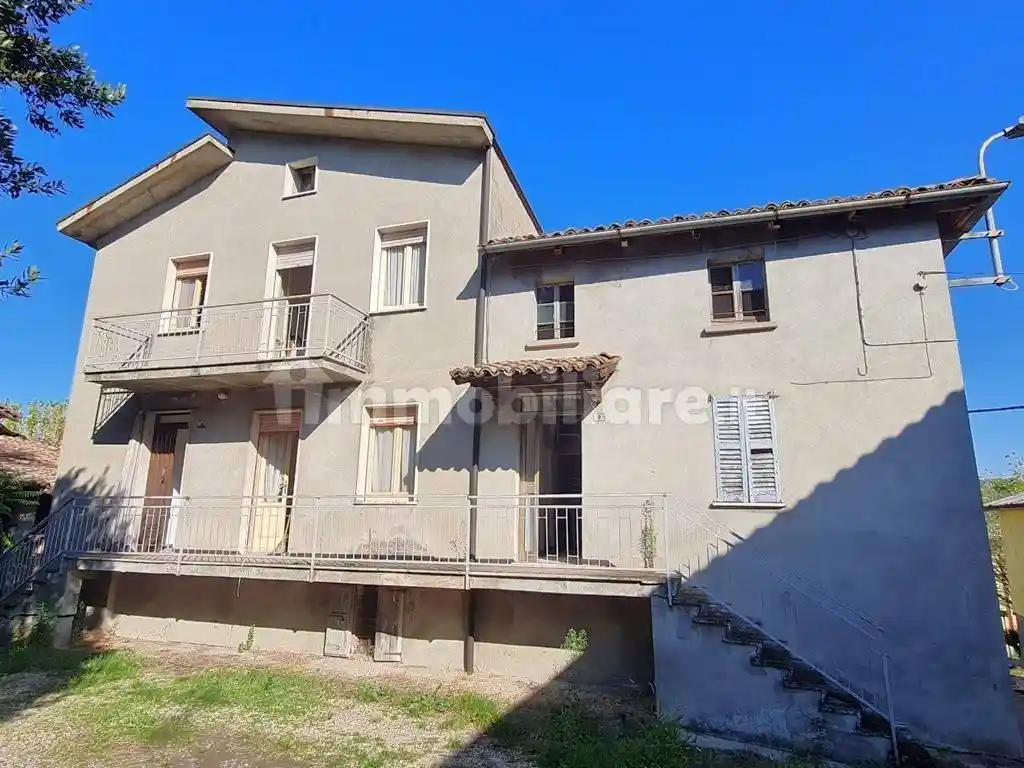 Rustico - Casale in vendita a Santa Maria della Versa