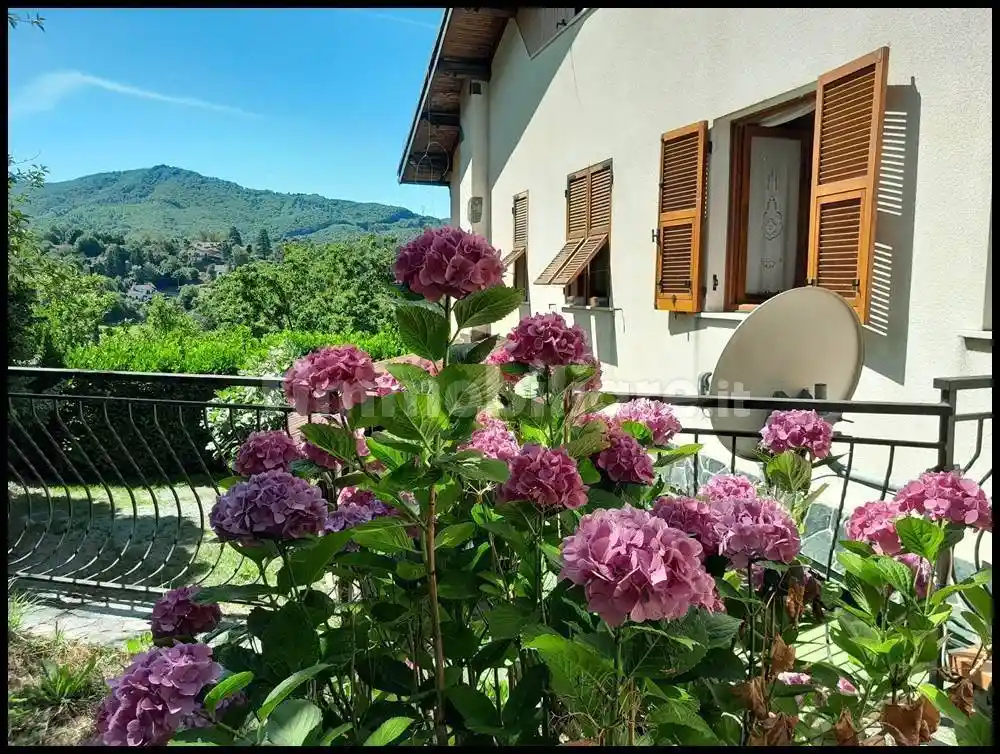 Villa in vendita a Sassello