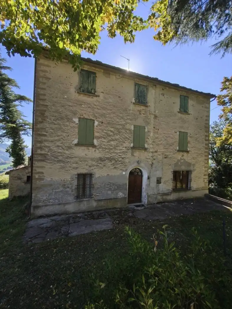 Casa indipendente in vendita a Dovadola