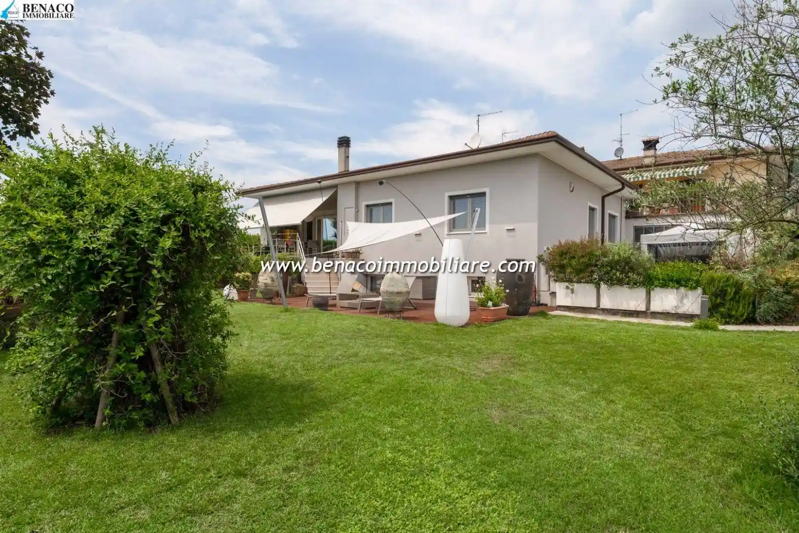 Villa in vendita a Caprino Veronese