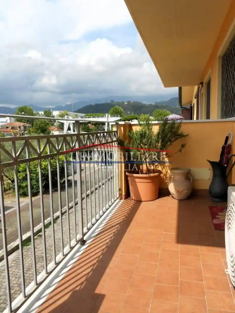 Appartamento in vendita a Massa