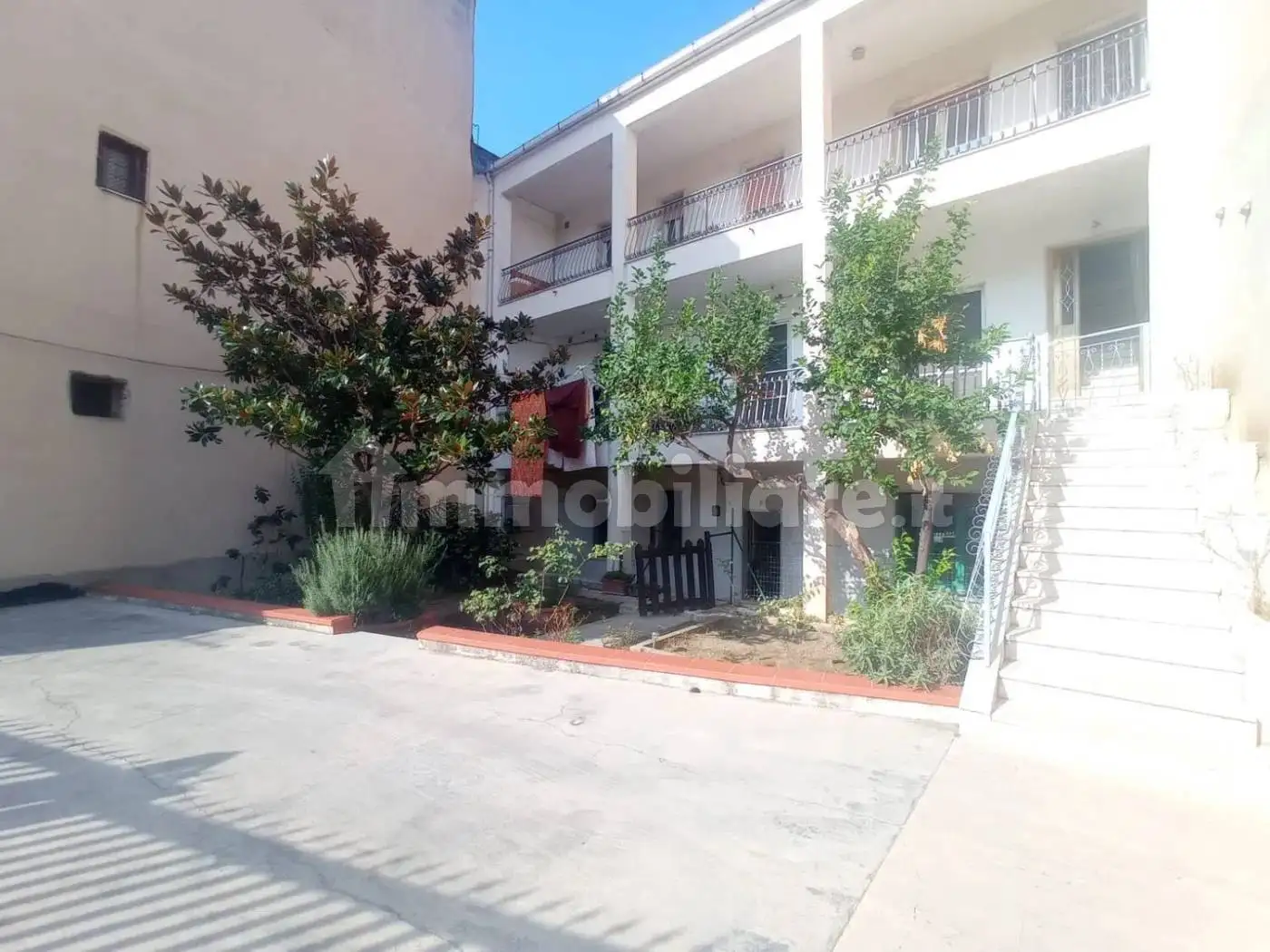 Palazzo - Edificio in vendita a Reggio Calabria