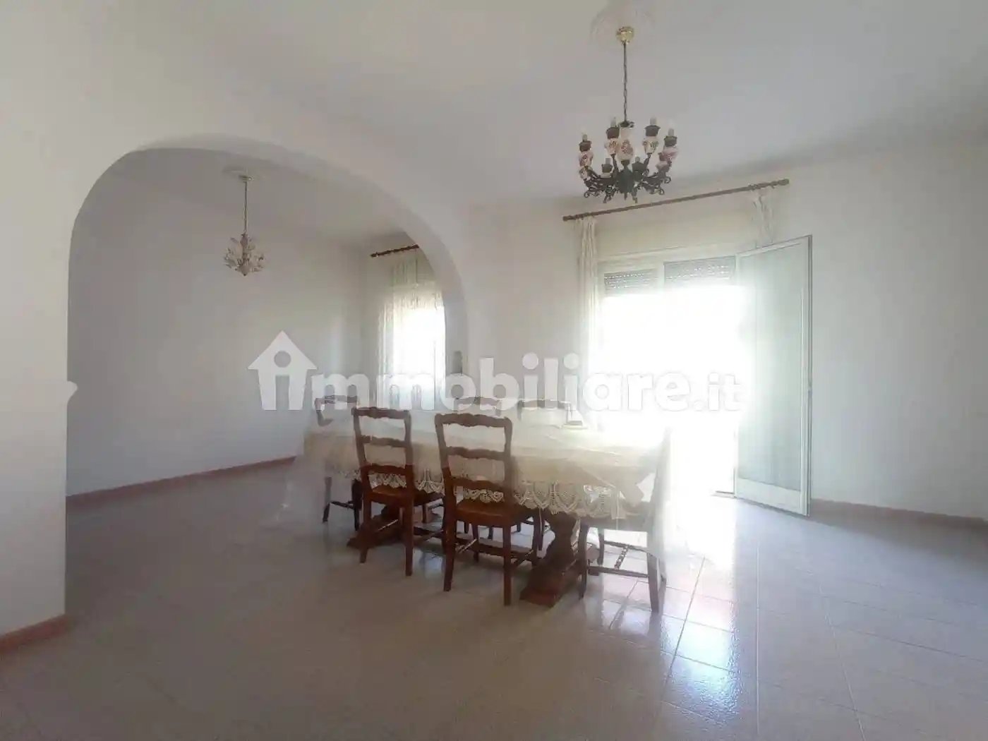 Palazzo - Edificio in Vendita - foto 2