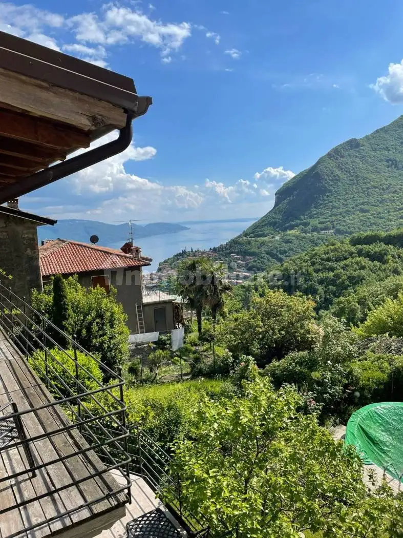 Rustico - Casale in vendita a Tignale