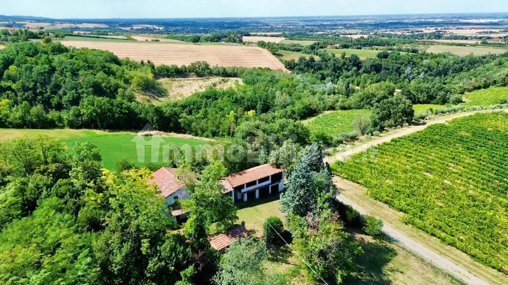 Casale, da ristrutturare, 450 m², Dozza - foto 4