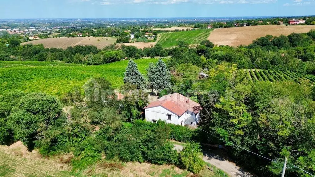 Casale, da ristrutturare, 450 m², Dozza - foto 5