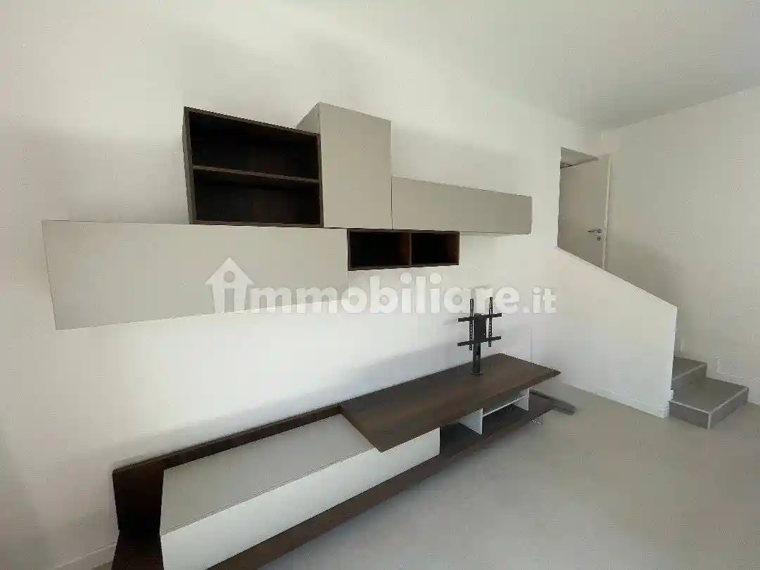 Appartamento in affitto a Oleggio