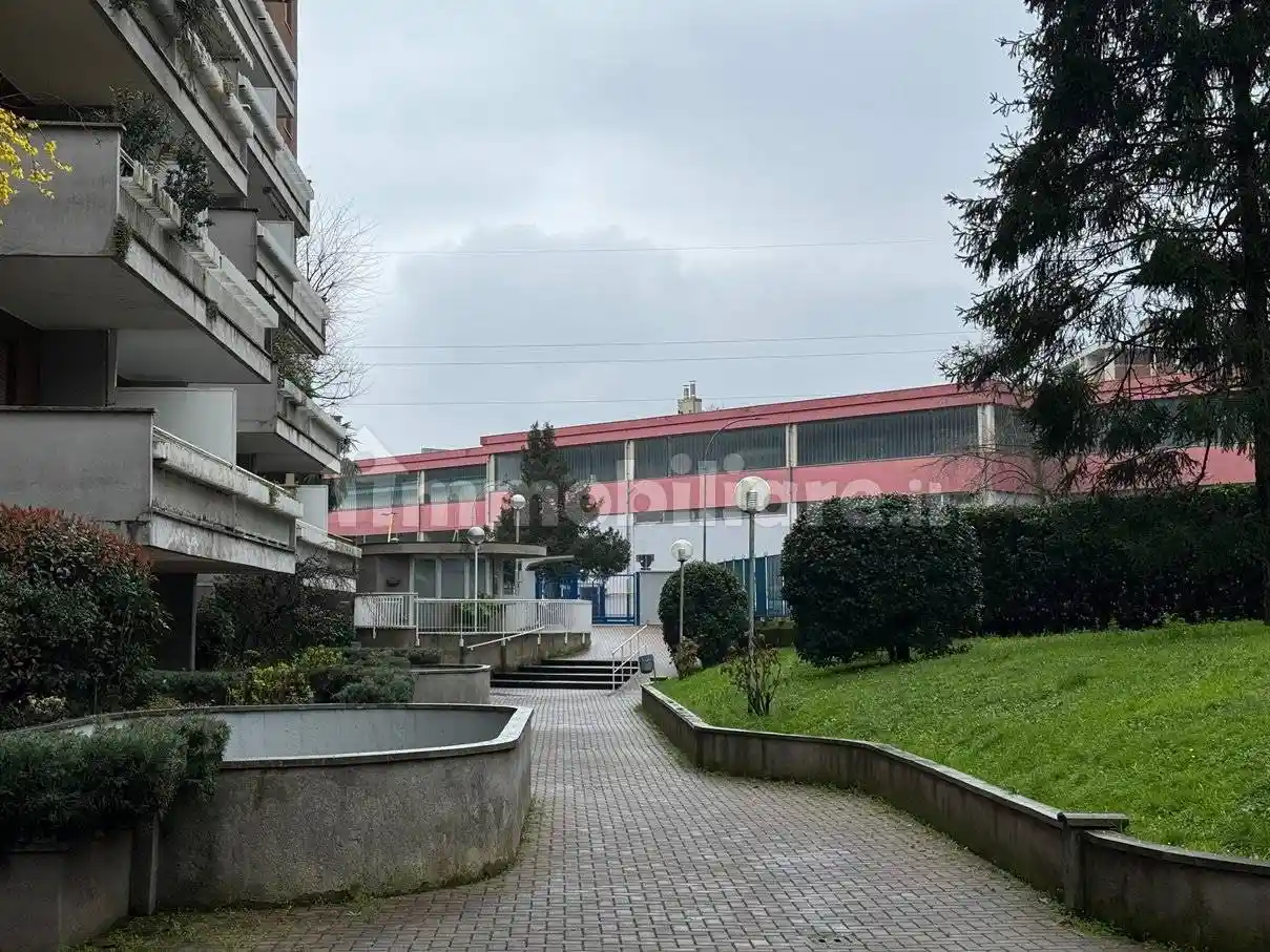 Appartamento in affitto a Cologno Monzese