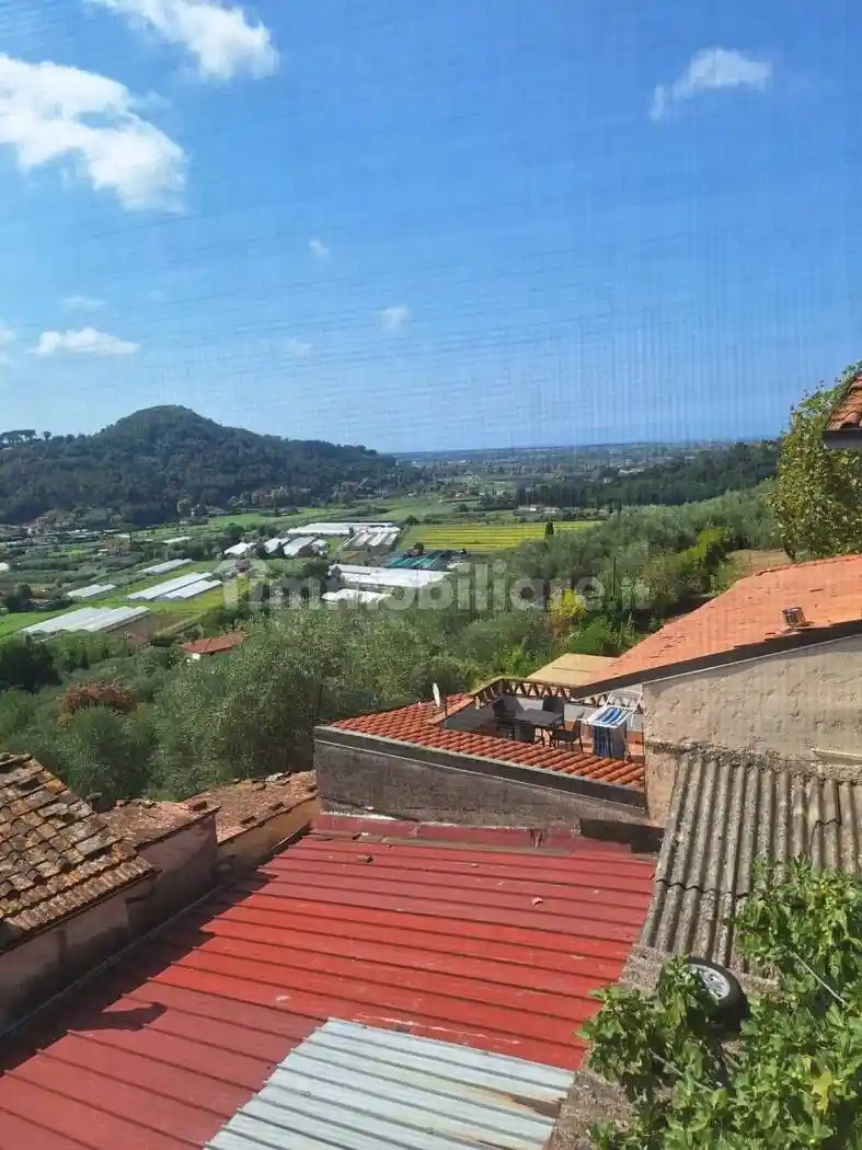 Villa in vendita a Massarosa