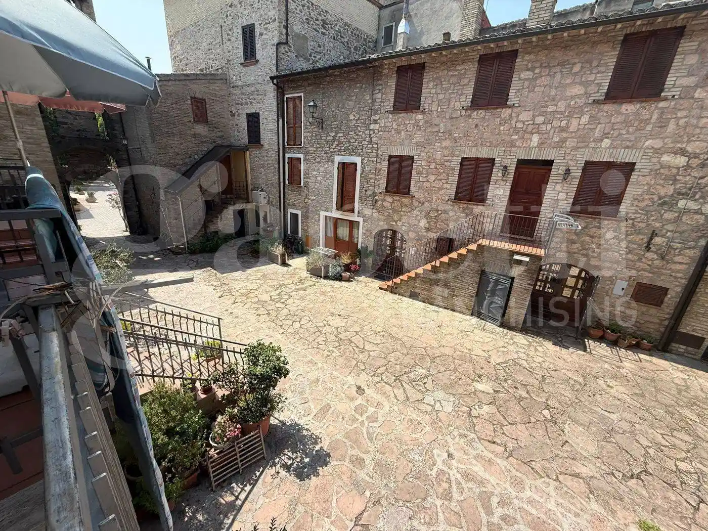 Terratetto unifamiliare piazza Andrea Degli Abbati, 1, Tordandrea, Castelnuovo, Assisi - foto 2