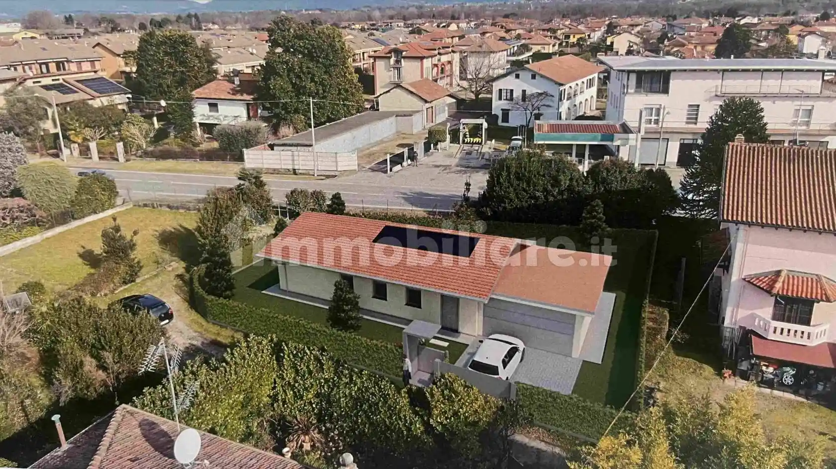 Villa in vendita a Angera