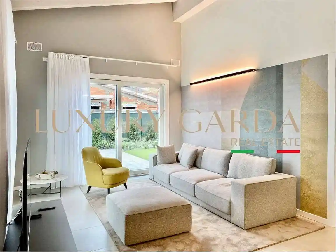 Villa in vendita a Padenghe sul Garda