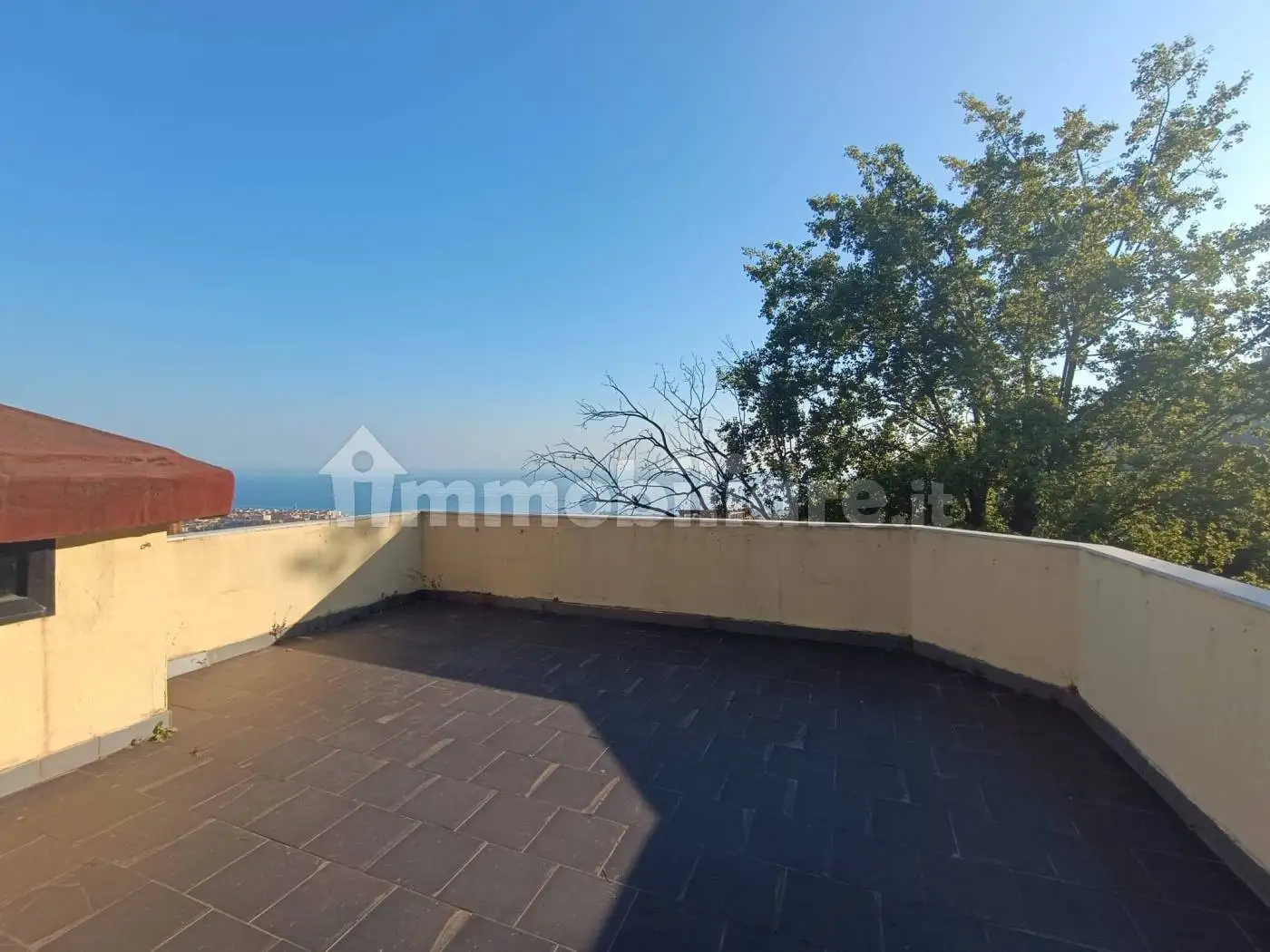 Appartamento in vendita a Salerno