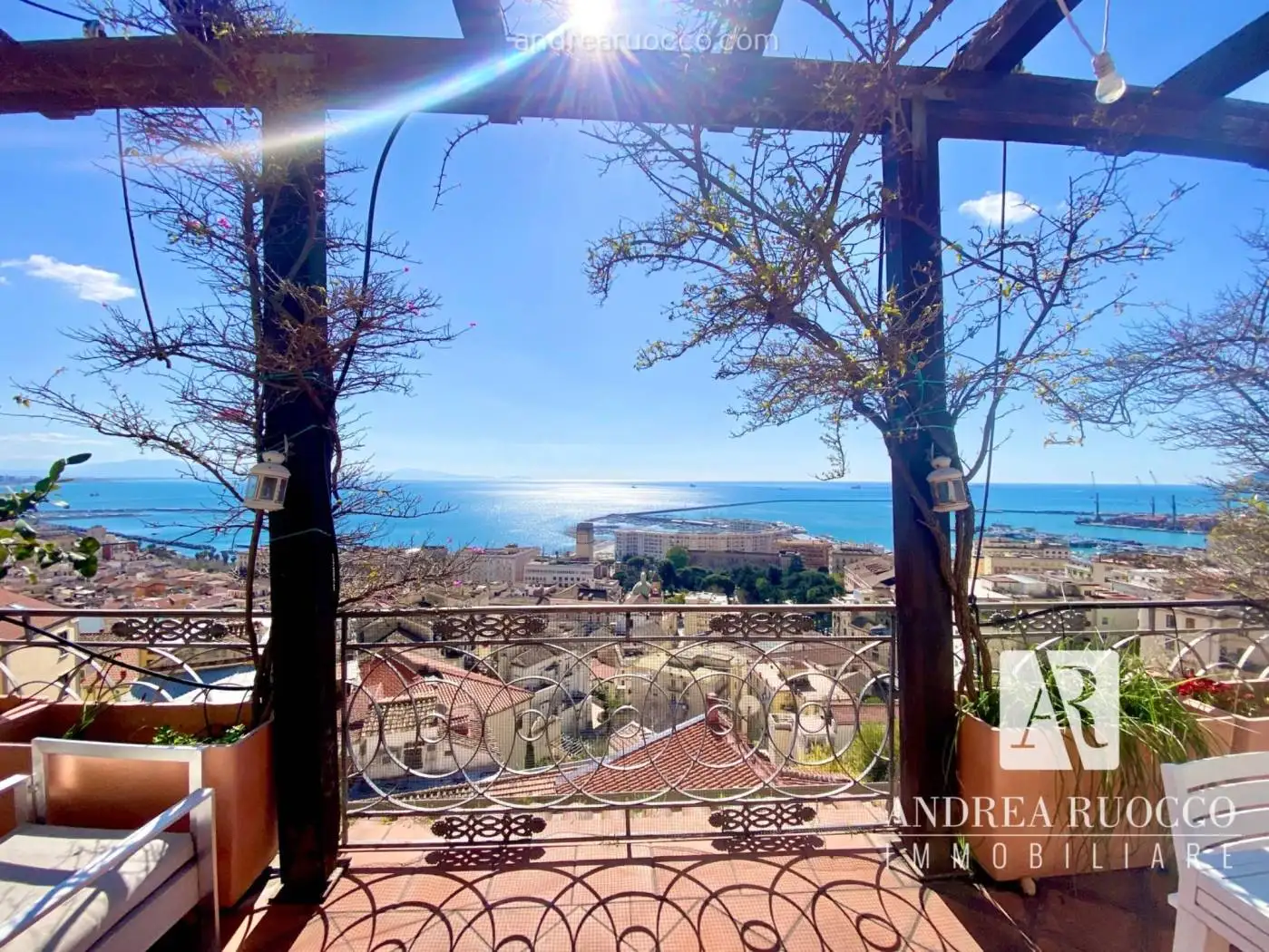 Appartamento in vendita a Salerno