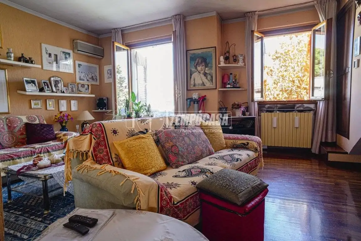 Appartamento in vendita a Fano