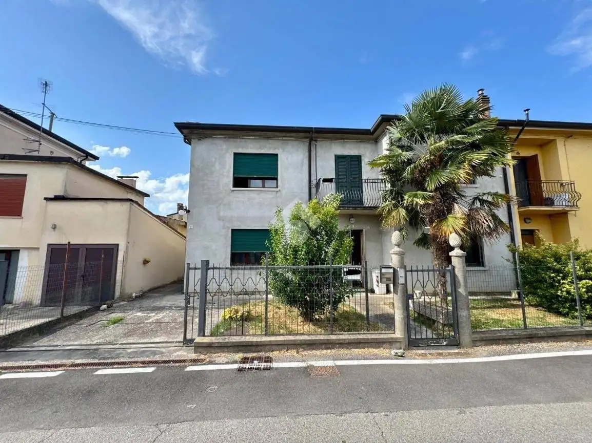 Villa in vendita a Costa di Rovigo