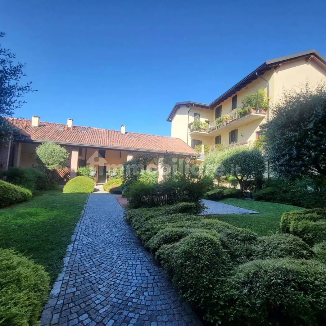 Appartamento in vendita a Casnate con Bernate