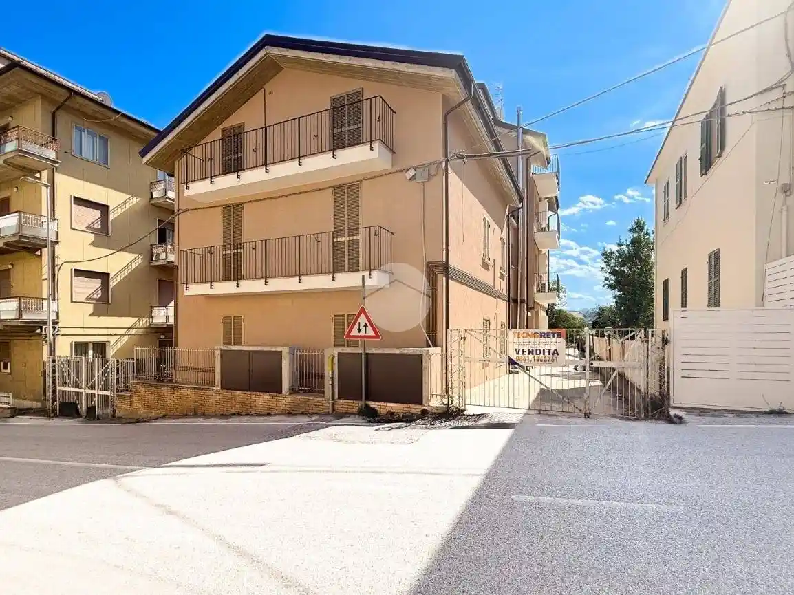 Bilocale via Luigi Cadorna 39, Centro, Teramo - foto 4