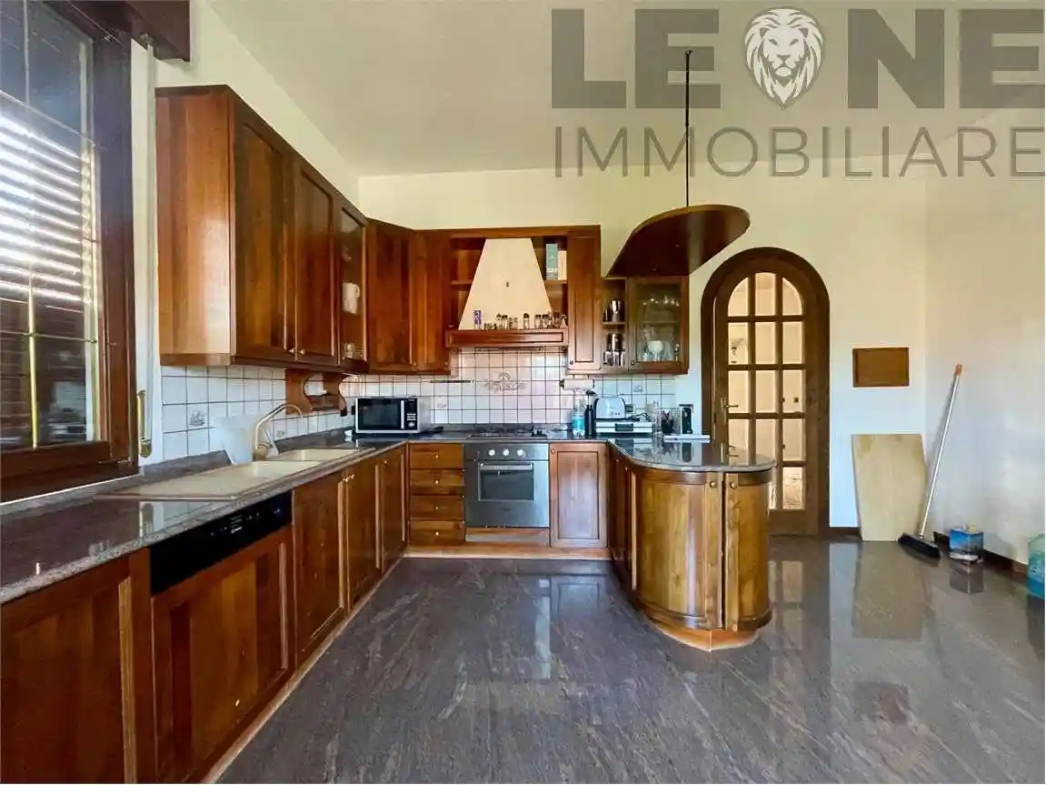 Appartamento ottimo stato, secondo piano, Centro, Vignola - foto 5