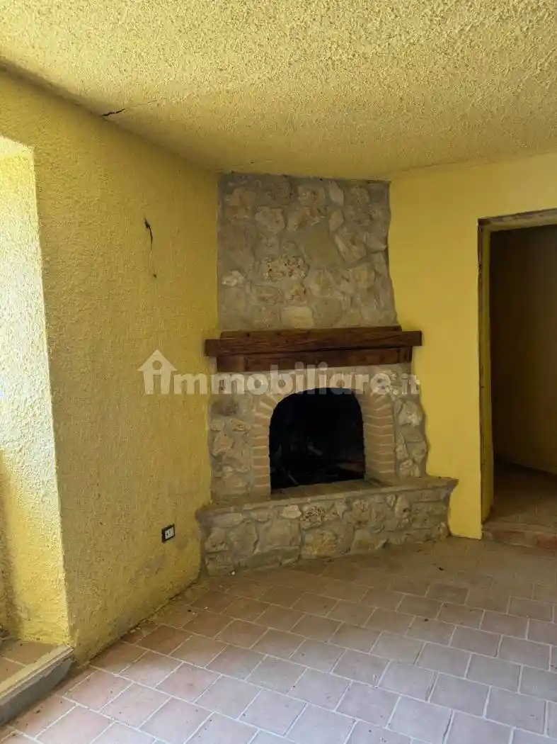 Terratetto unifamiliare via Principe Amedeo, Centro, Cappadocia - foto 2