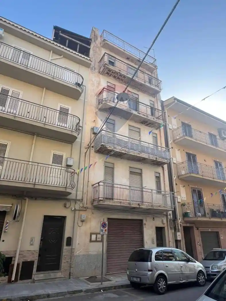 Casa indipendente in vendita a Altavilla Milicia