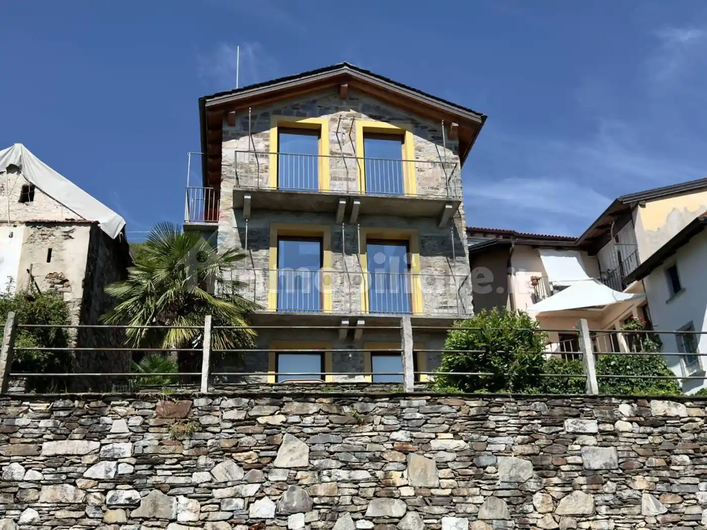 Appartamento in vendita a Cannobio