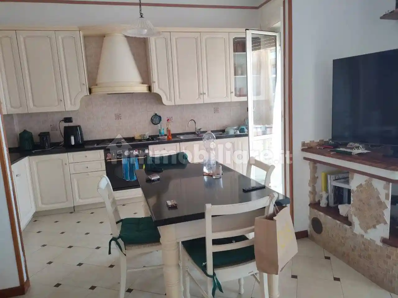 Appartamento in vendita a Imperia