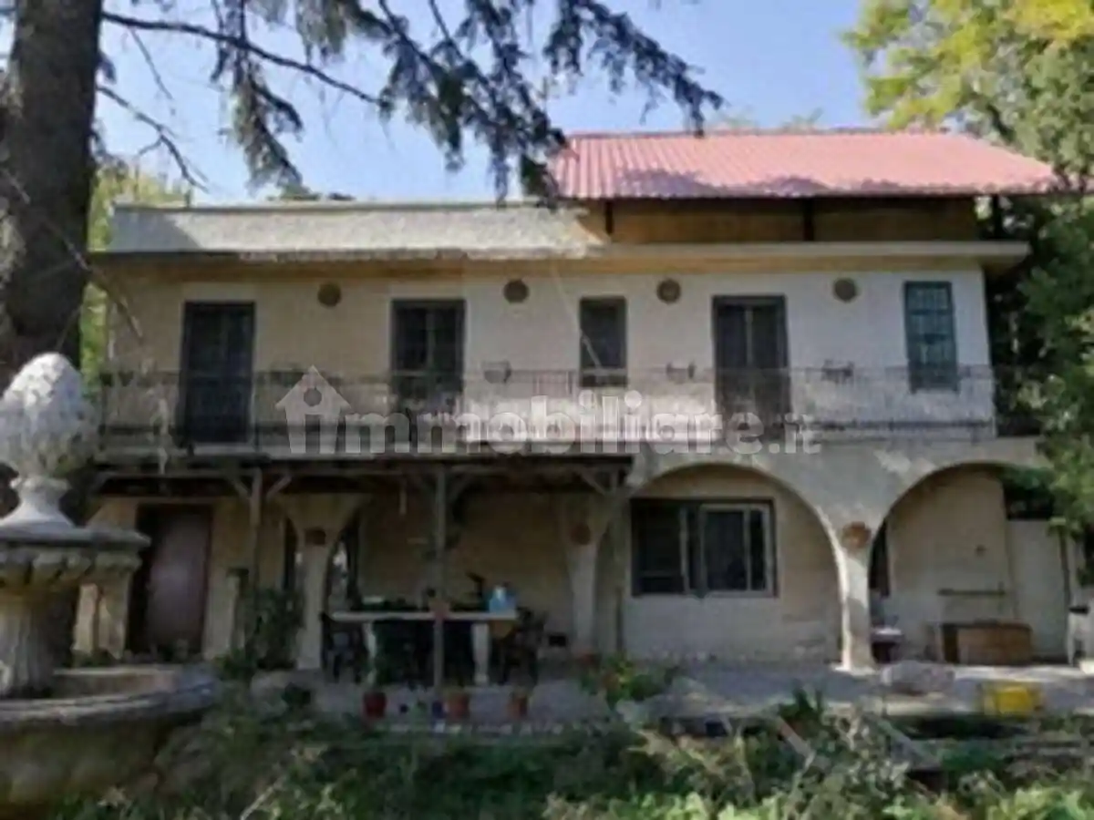 Villa in asta a Messina